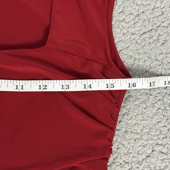 Lauren Ralph - Picture 5 of 12